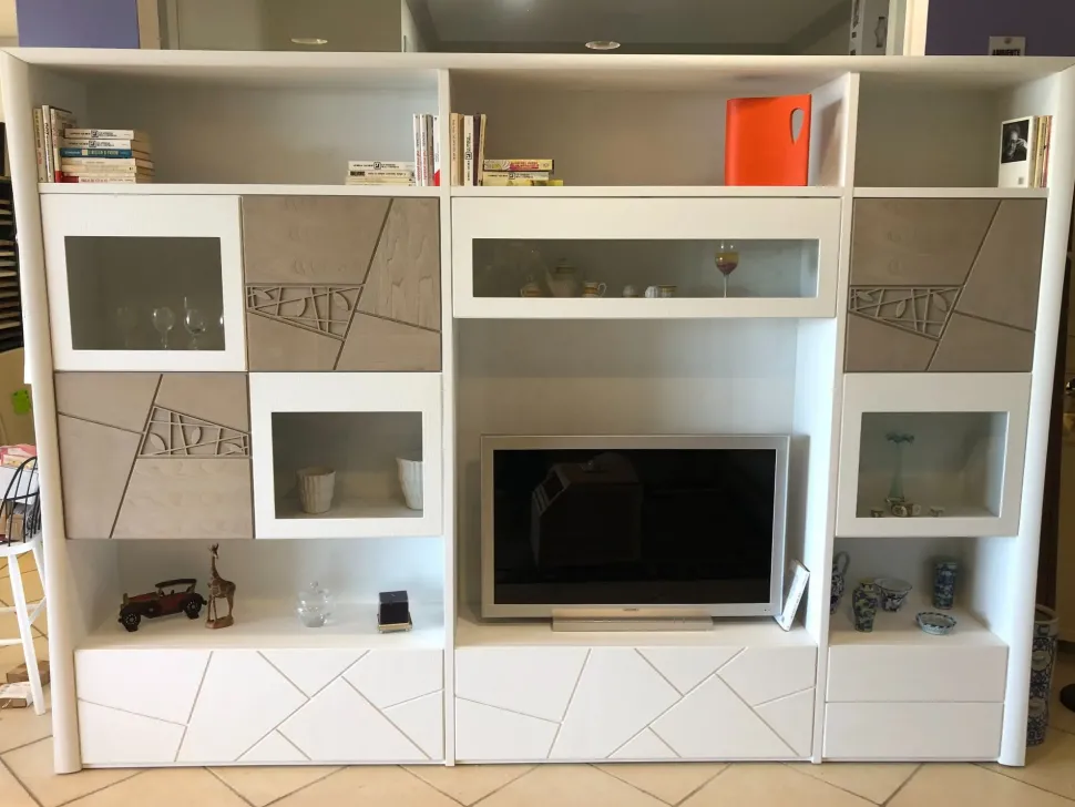 Parete attrezzata Collezione decor Modo 10 in stile classico a prezzo ribassato