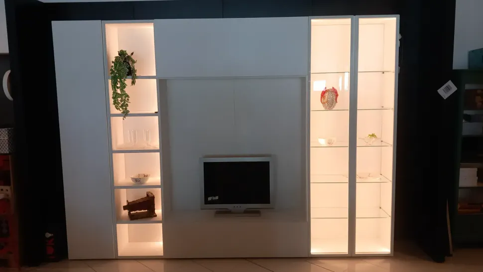 Parete attrezzata Freedhome di Caccaro in OFFERTA OUTLET