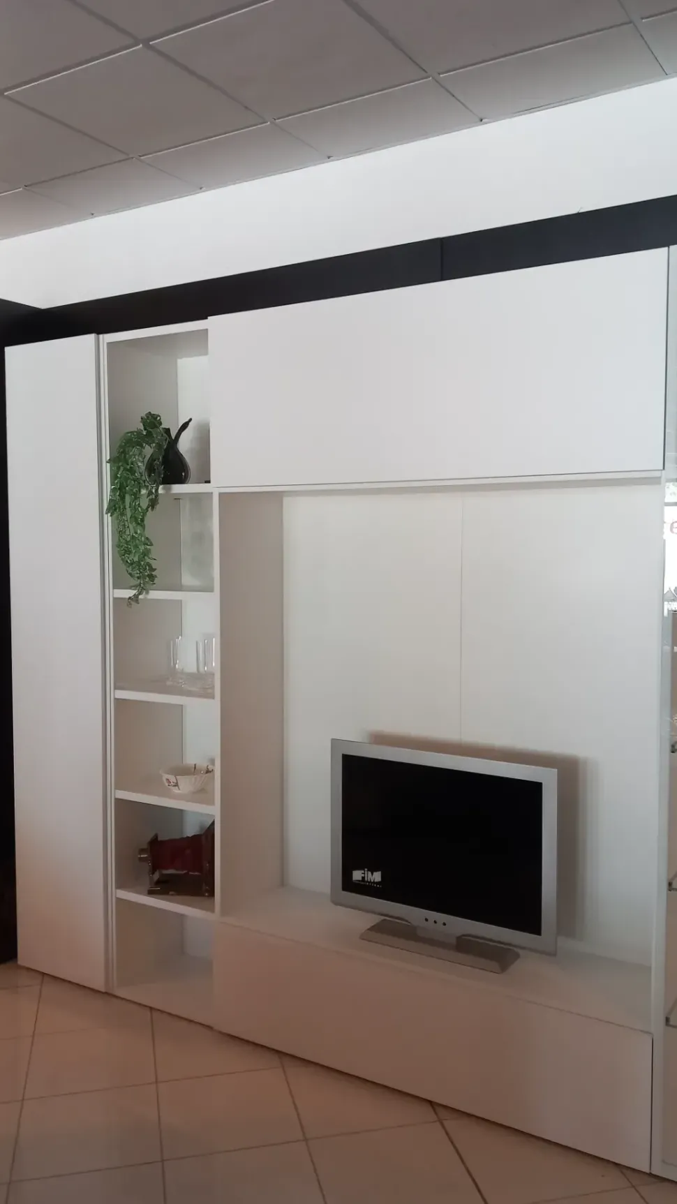 Parete attrezzata Freedhome di Caccaro in OFFERTA OUTLET