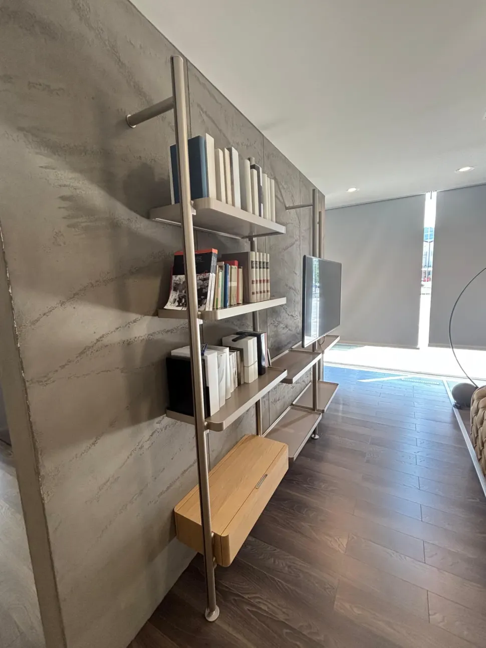 Parete attrezzata Hector di Molteni & c scontata del 40%