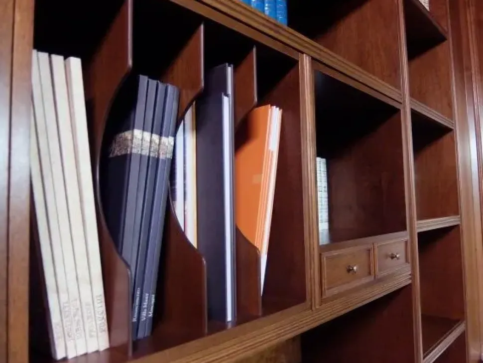 Parete attrezzata Hilton Artigianale in legno in Offerta Outlet