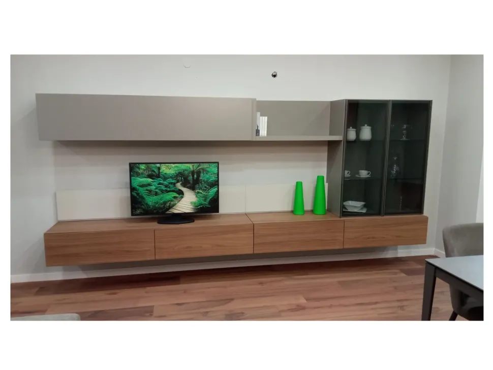 Parete attrezzata I-modulart di Presotto scontata del 40%