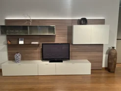 Parete attrezzata in stile moderna Boiserie lampo di Sangiacomo in Offerta Outlet