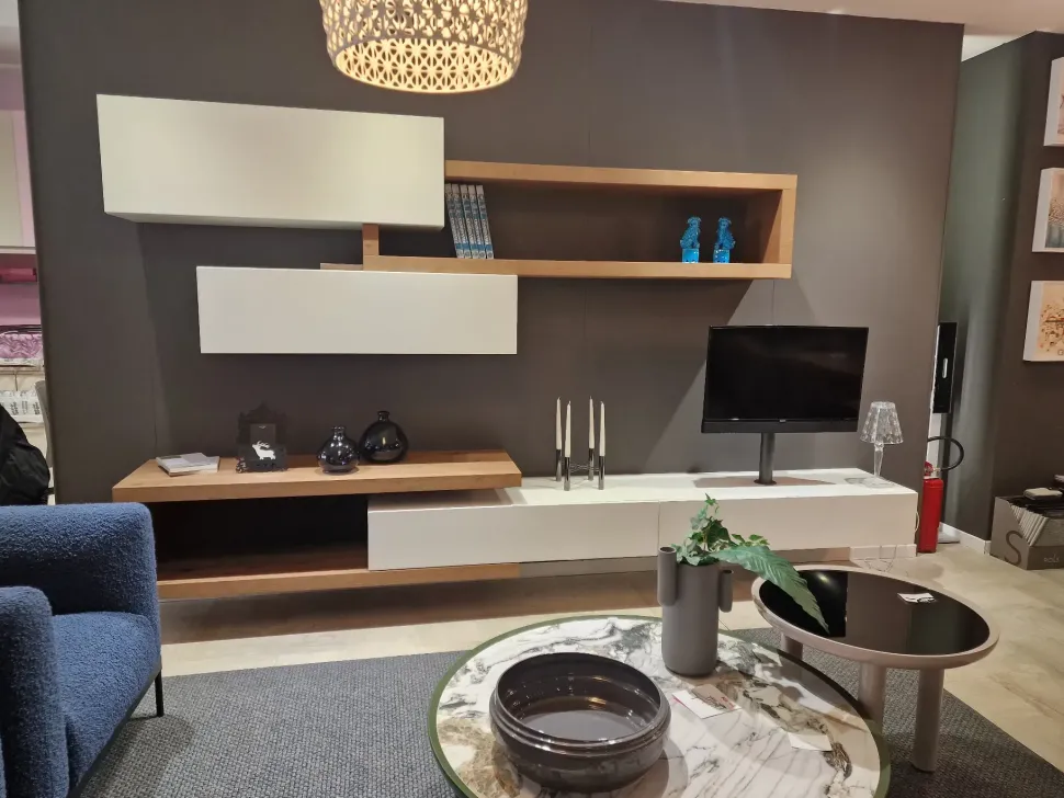 Parete attrezzata Lampo di Sangiacomo scontata del 30%