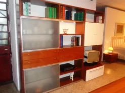 Parete attrezzata Mobile soggiorno essenza ciliegio Mida 2 in stile moderna a prezzo scontato