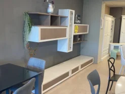 Parete attrezzata Parete artigianale  di Artigianale scontata del 75%