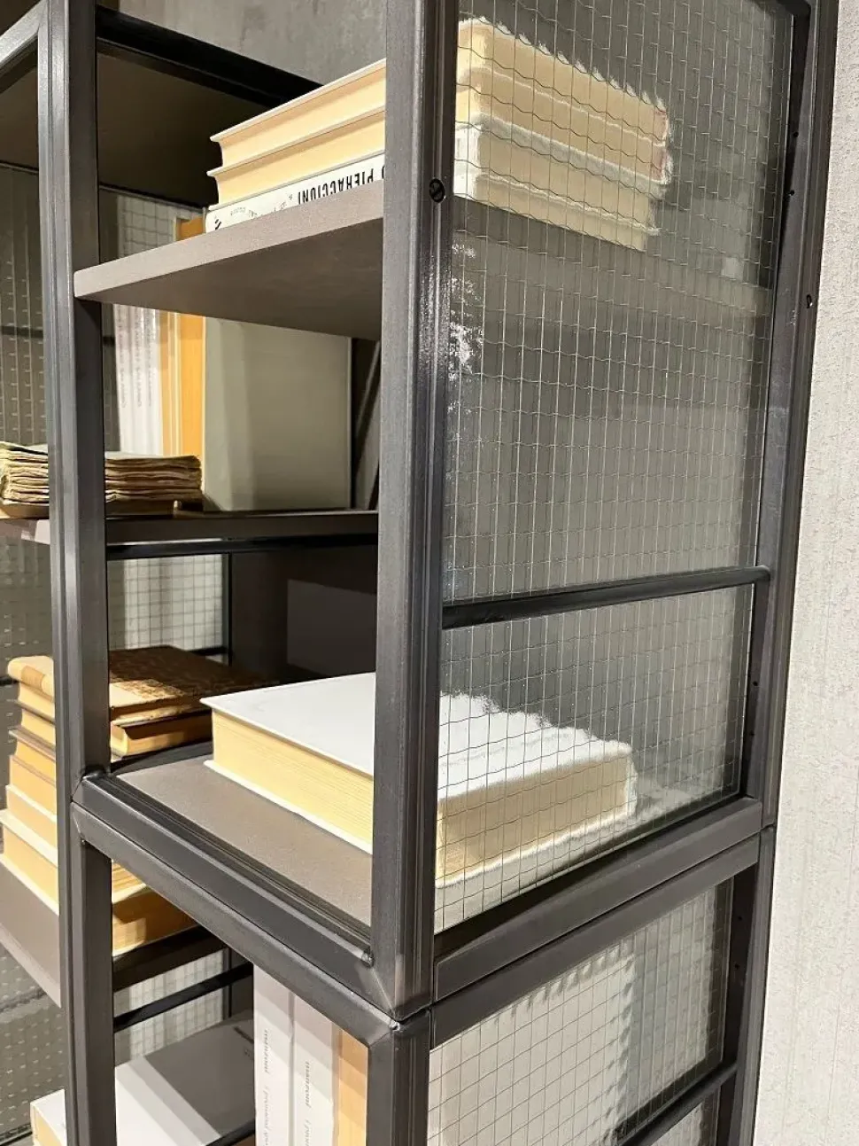 Parete attrezzata Pensili rebel system dell'azienda Fimar con un ribasso esclusivo