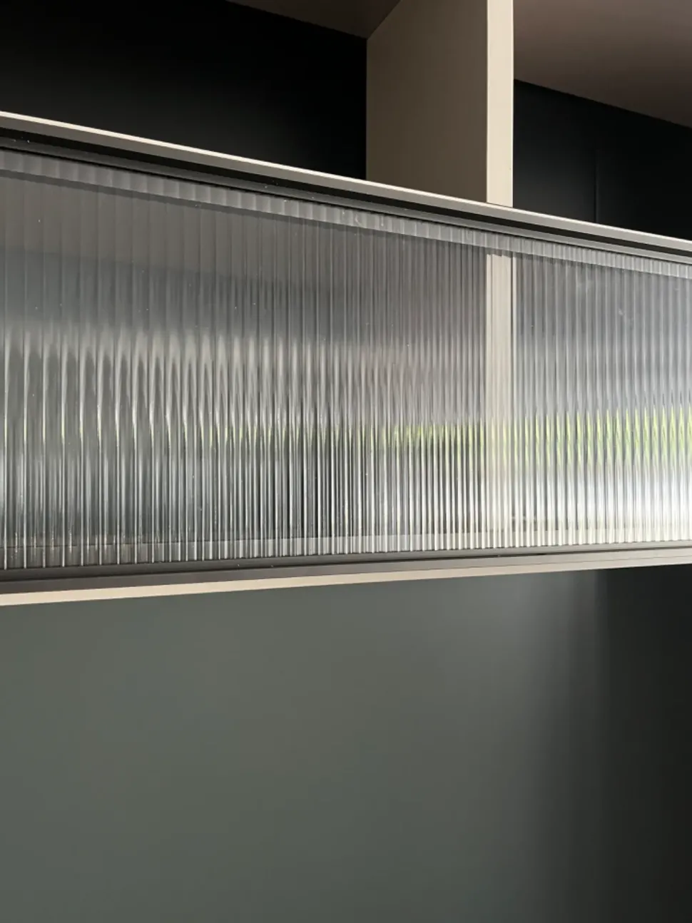 Parete attrezzata Rays di Novamobili scontata del 17%