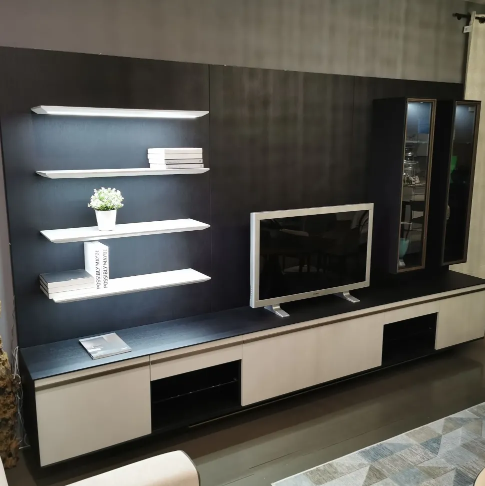 Parete attrezzata Sistema frame della marca Giellesse con uno sconto esclusivo