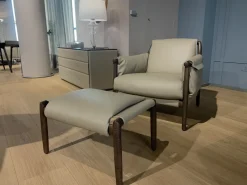 Poltrona con poggiapiedi Times lounge Poltrona frau a prezzo Outlet