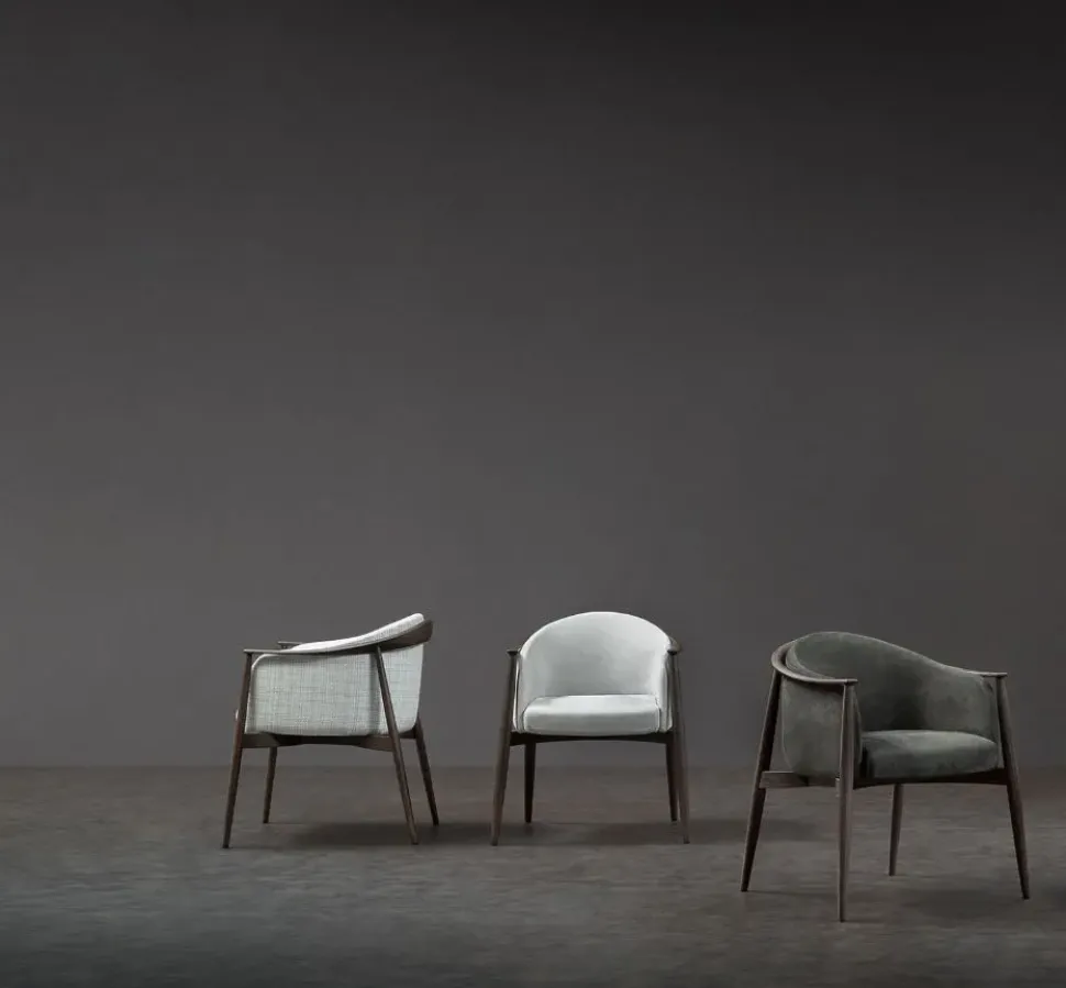 Poltrona con seduta fissa Tekton Flou in Offerta Outlet