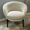 Poltrona con seduta fissa Poltroncina tonda emily di design Artigianale a prezzo scontato