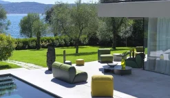 Poltrona con seduta fissa Flora Flou in Offerta Outlet