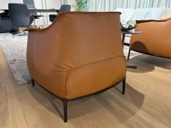 Poltrona con seduta fissa Archibald Poltrona frau in Offerta Outlet approfittane ora!