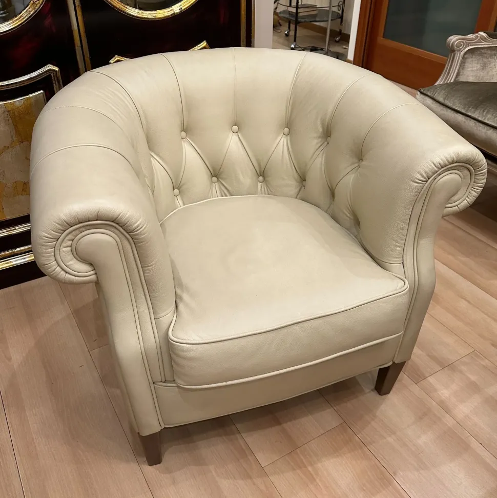 Poltrona in stile classico Capitonné Kermes in Offerta Outlet