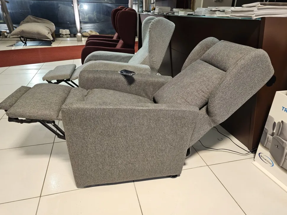 Poltrona in stile classica Poltrona relax virgina plus Relax & riposo in Offerta Outlet