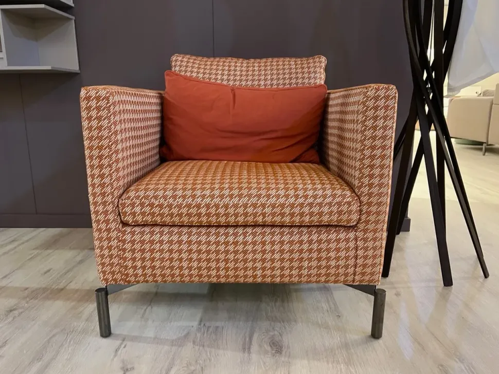 Poltrona in stile design Reef 75 Novamobili in Offerta Outlet