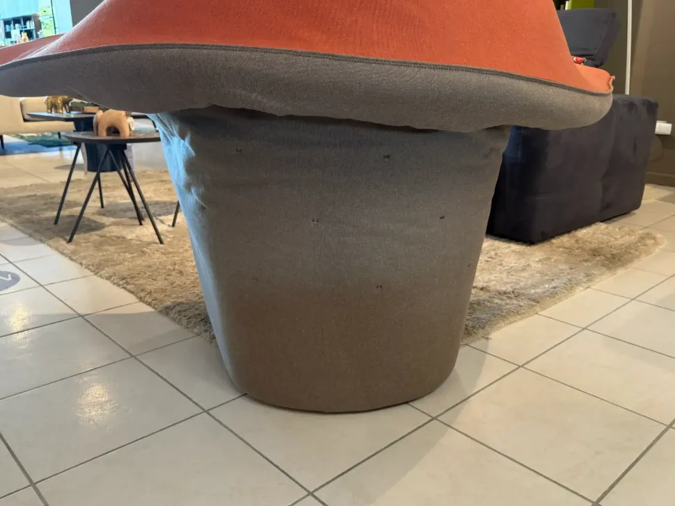 Poltrona in stile design Artichoke Novamobili in Offerta Outlet