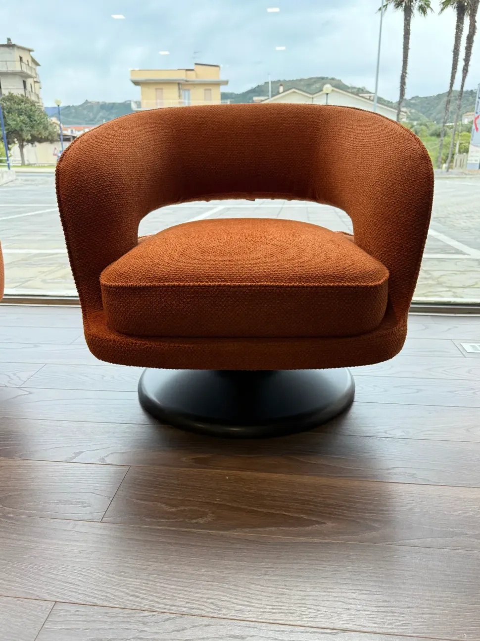 Poltrona in stile design Linea Molteni & c in Offerta Outlet