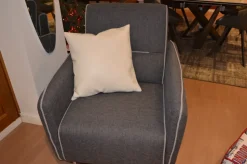 Poltrona in stile moderna Poltrona modello gessy  Biel in Offerta Outlet