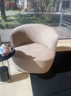 Poltrona in stile moderna Elain Molteni & c in Offerta Outlet