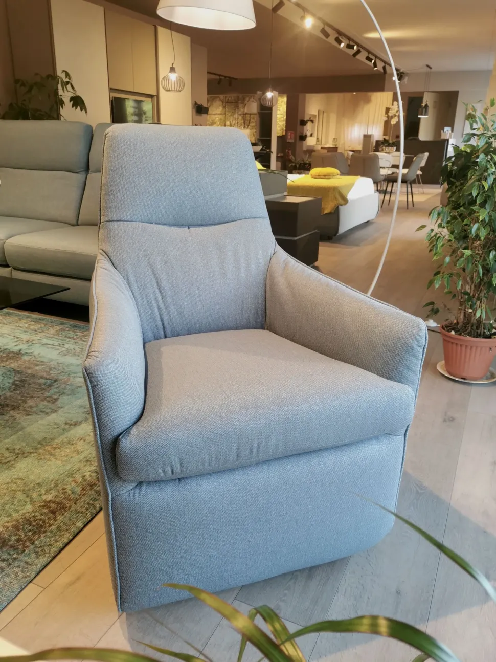 Poltrona in stile moderno Bangkok Le comfort in Offerta Outlet