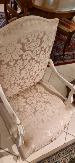 Poltrona in Tessuto 1 poltrona Collezione esclusiva a prezzo Outlet