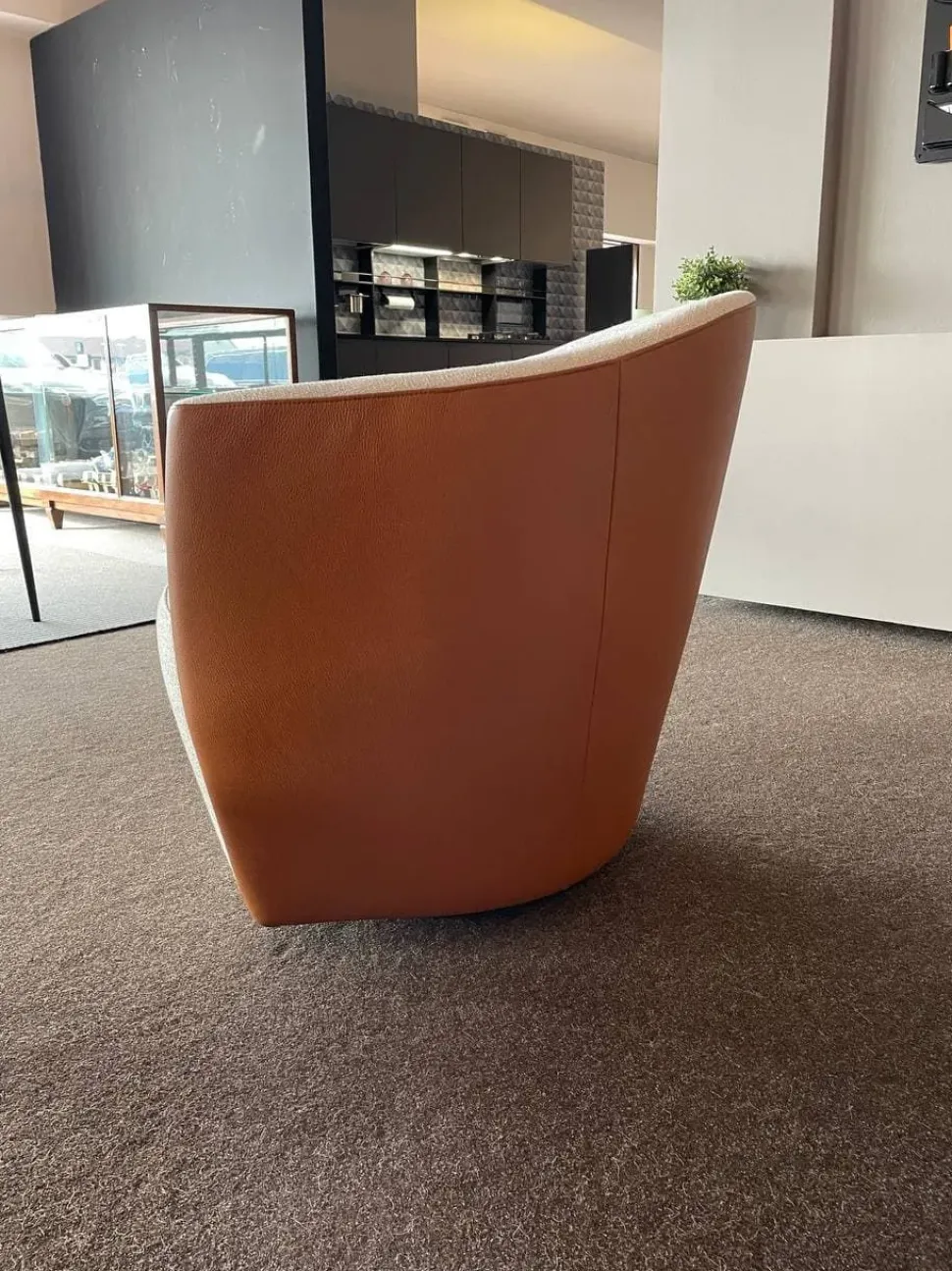 Poltrona in Tessuto Fuller Presotto a prezzo scontato