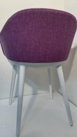 Poltrona in Tessuto Poltroncina in tessuto viola -cyborg-lady -magis Magis in Offerta Outlet