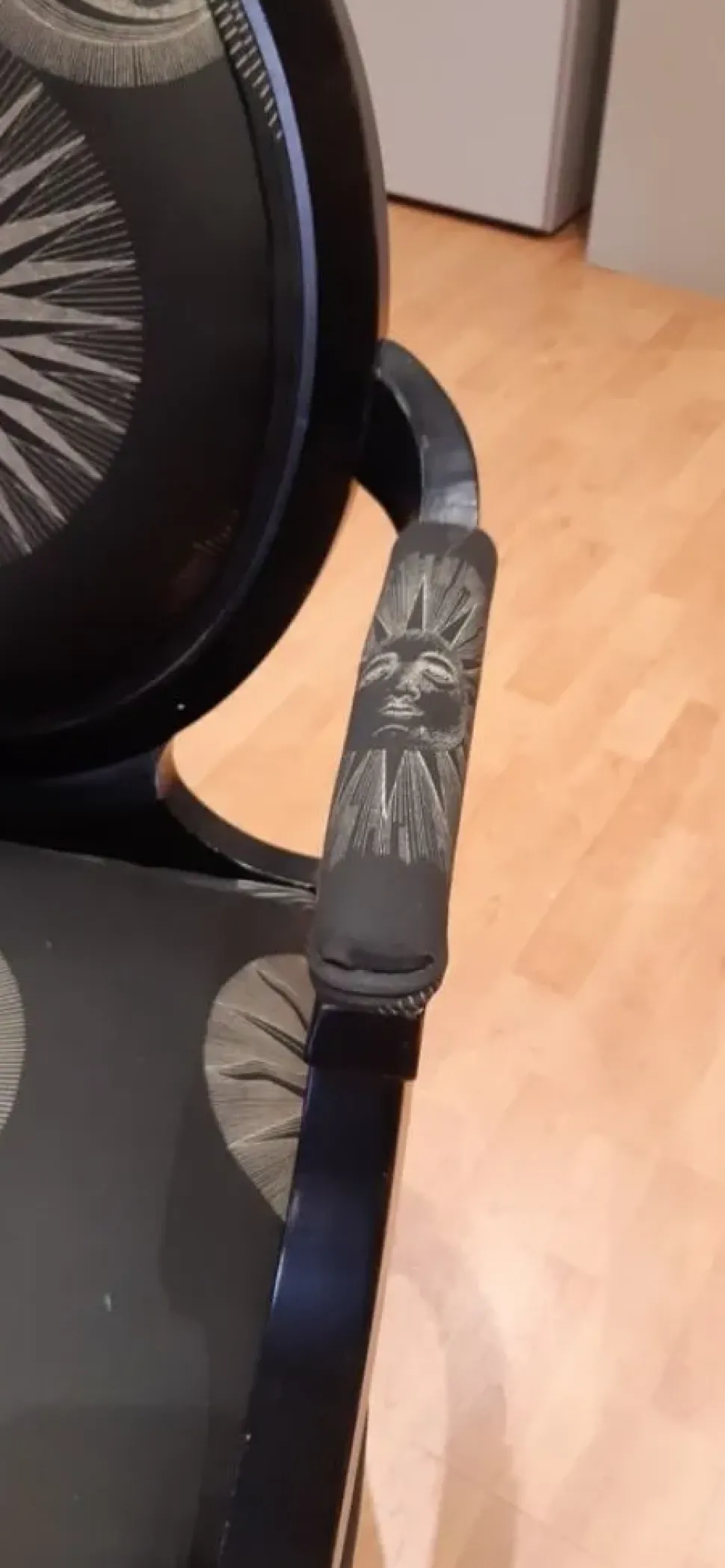 Poltrona modello Fornasetti Artisan in offerta