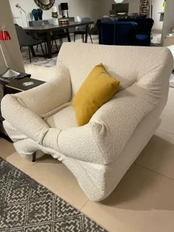 Poltrona modello Horm mass pressure dressed Horm con forte sconto