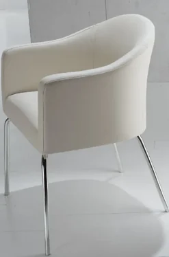 Poltrona modello Moon La seggiola a prezzi outlet