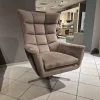 Poltrona modello Swivel Calia a prezzi convenienti