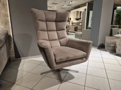 Poltrona modello Swivel Calia a prezzi convenienti