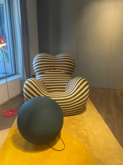 Poltrona Poltrona gaetano pesce up50 B&b italia in Tessuto SCONTATA