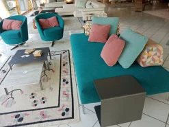 Poltroncina in stile design modello Moon small Samoa a prezzo scontato