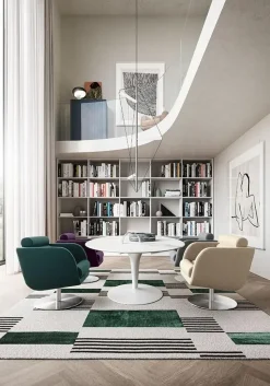 Poltroncina in stile design modello Tubes Felis a prezzo ribassato