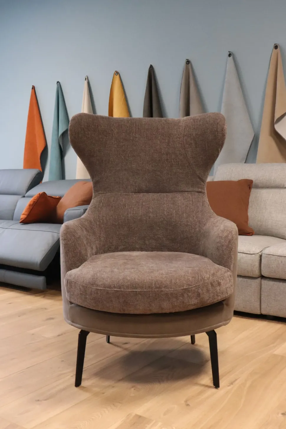 Poltroncina in stile design modello Dodo Le comfort a prezzo scontato
