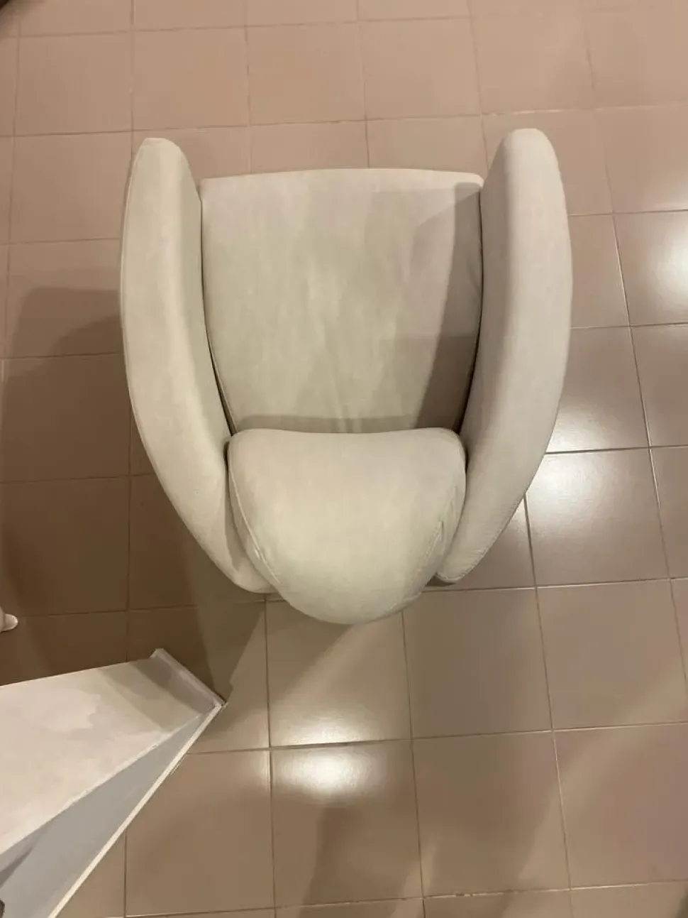 Poltroncina in stile design modello Carmen Artigianale a prezzo scontato