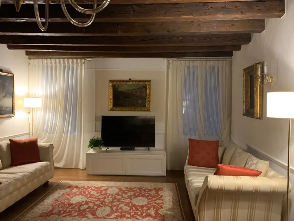 Porta tv di Artigianale modello Greca e210 a PREZZI OUTLET