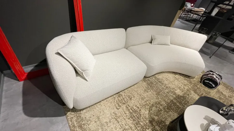 Progettista Interni: Divano Blossom Novamobili in Tessuto a 3999€. Un must per la tua casa!