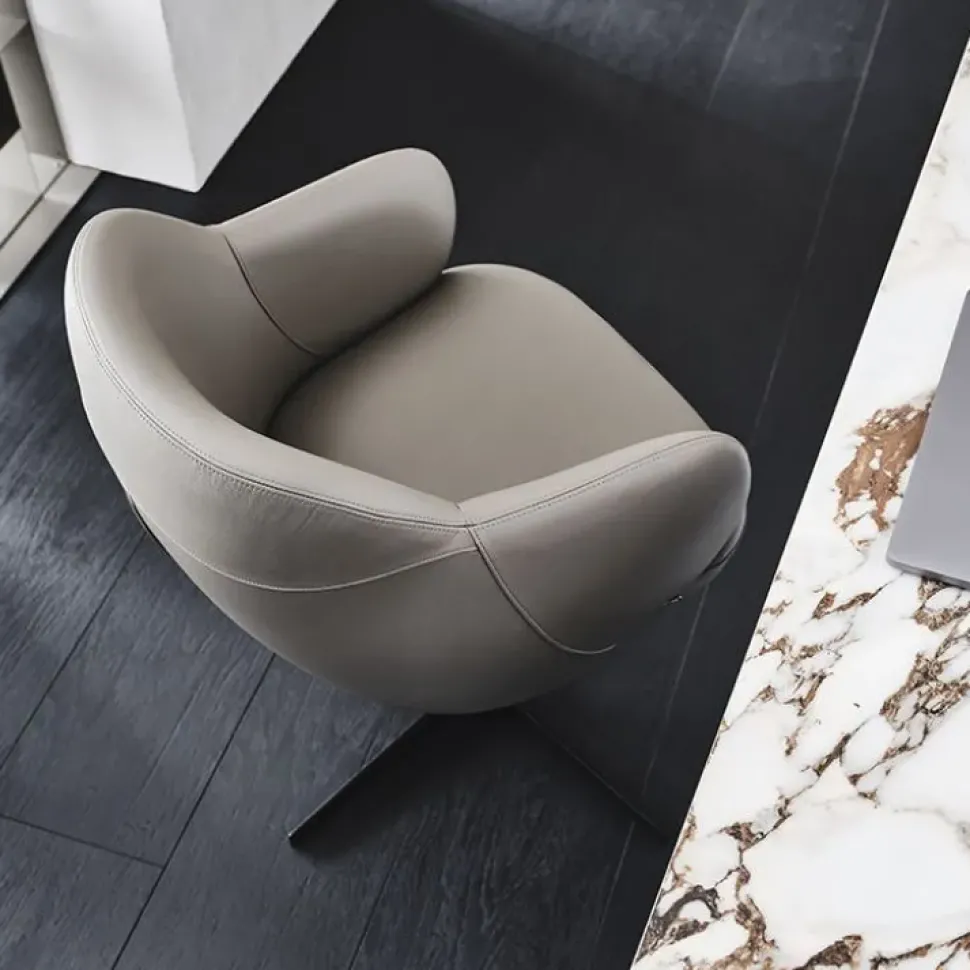 Richiedi il prezzo riservato per la sedia modello Bombè x di Cattelan Italia.