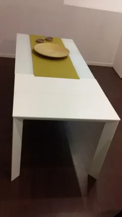 Richiedi ora il prezzo del tavolo Tavolo modello saturno Target point