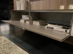 Richiedi ora il prezzo della parete attrezzata Materia 36e8 + glass storage di Lago