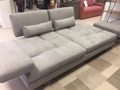 Scopri il Divano Serena Nicoletti Home in Offerta Outlet! Un'occasione imperdibile per arredare con stile!