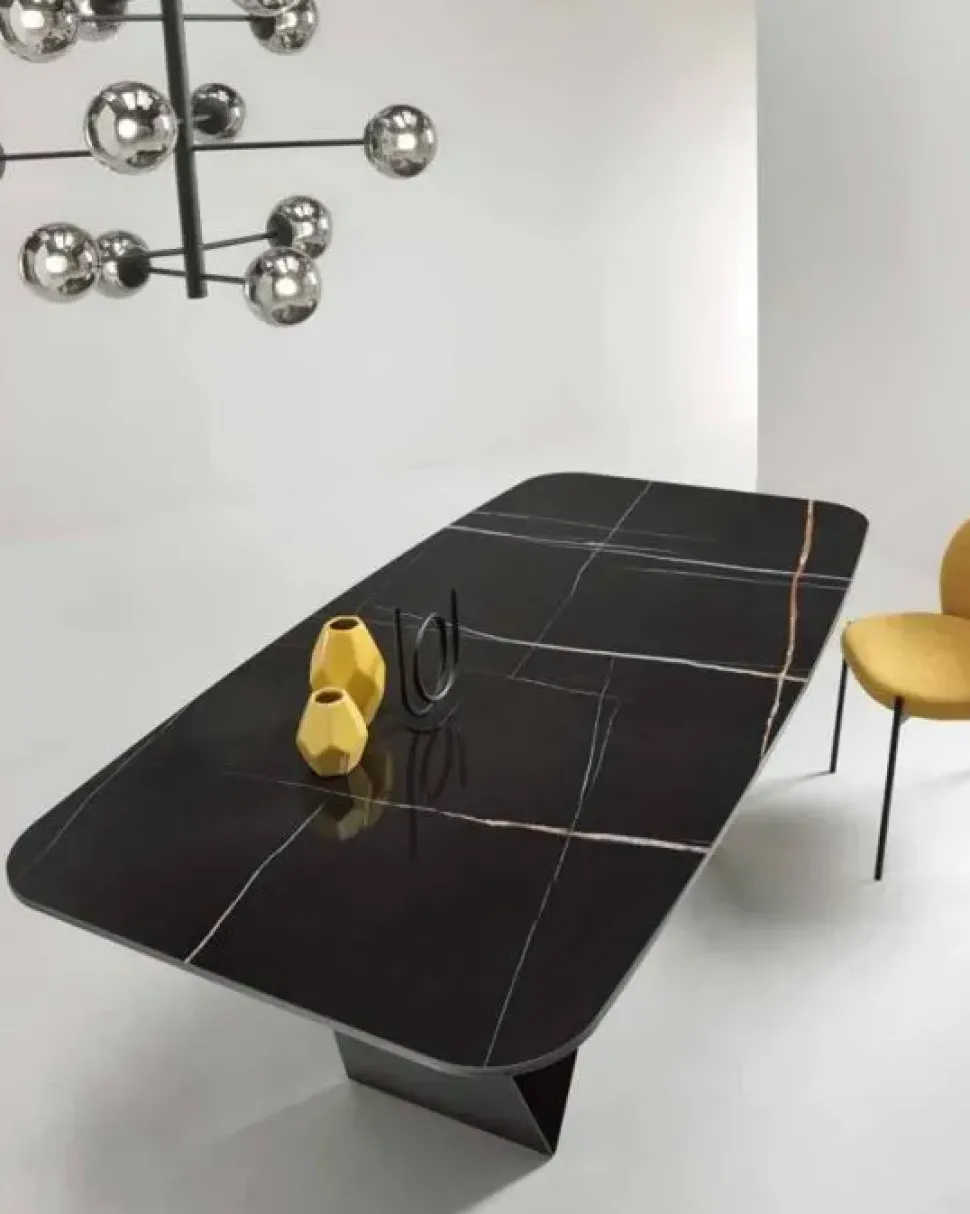 Scopri il Tavolo Karl Ceramicato! -40% in Esclusiva Outlet.