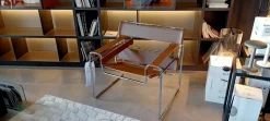 Scopri la poltrona modello Wassily Knoll in offerta!
