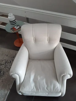 Scopri la Poltrona Valery Modà in Pelle SCONTATA! Acquista ora!