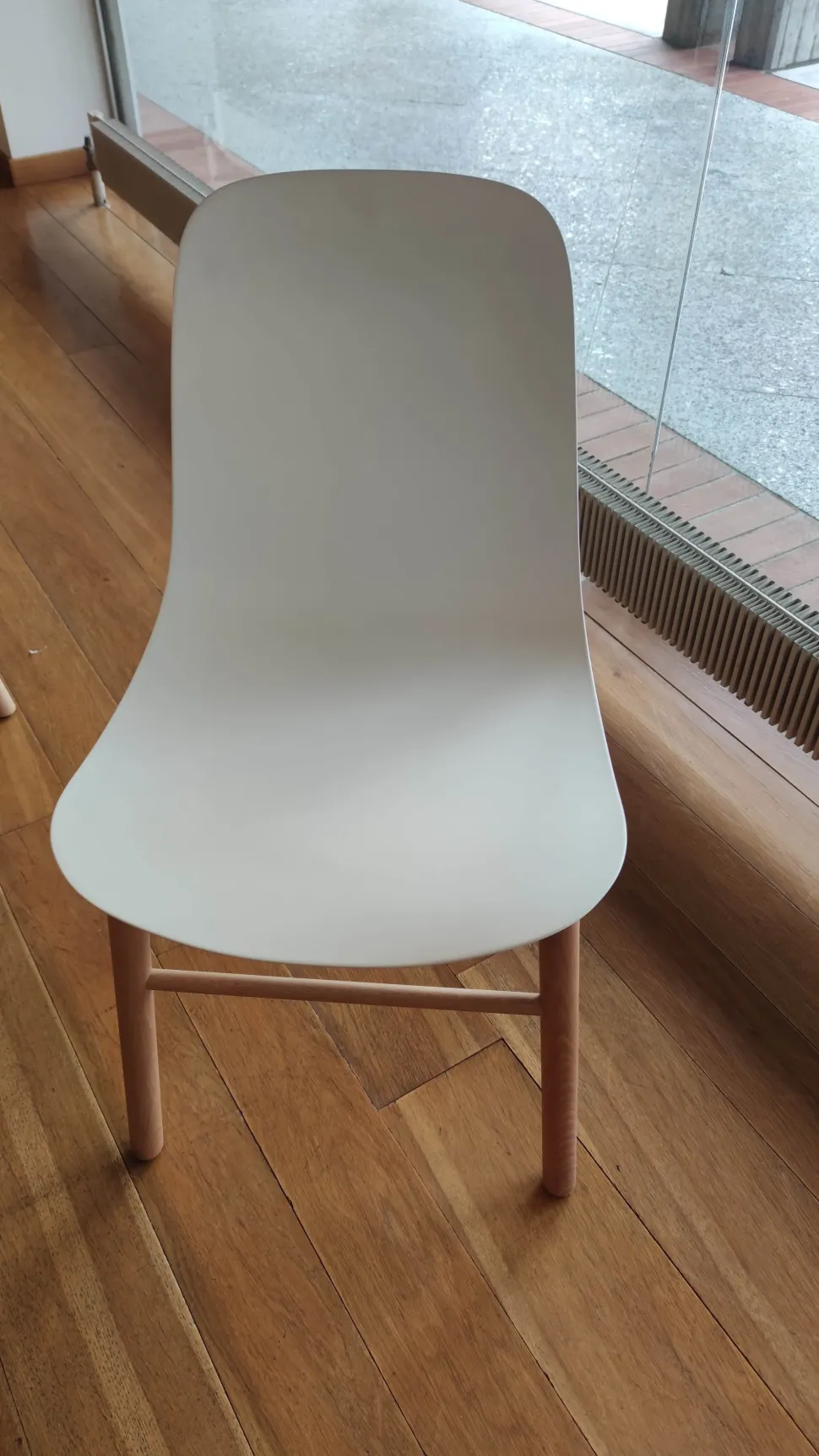 Scopri la Sedia Sharky di Kristalia con uno sconto imperdibile!