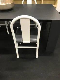 Scopri la sedia Thalia di Tisettanta in OFFERTA OUTLET con -50%! Un must per ogni progettista interni!